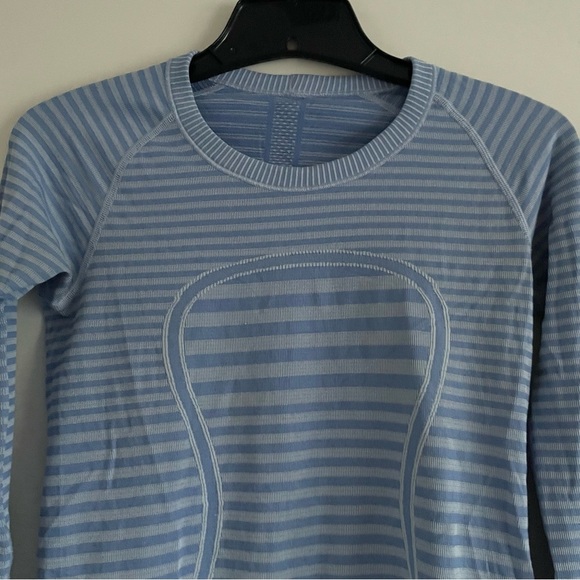 Lululemon Athletica swiftly tech blue striped t-shirt 20297 - Picture 4 of 7